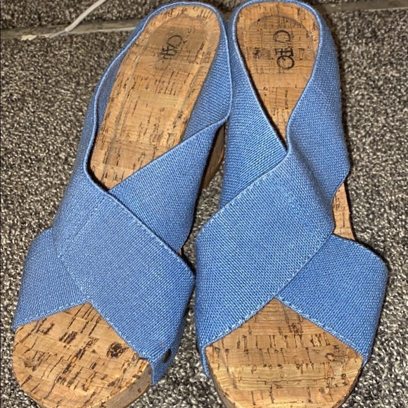 Size 9 Cato heel - Picture 1 of 2